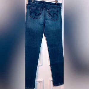Refuge Denim Blue Jeans  distressed Junior size 7 Regular